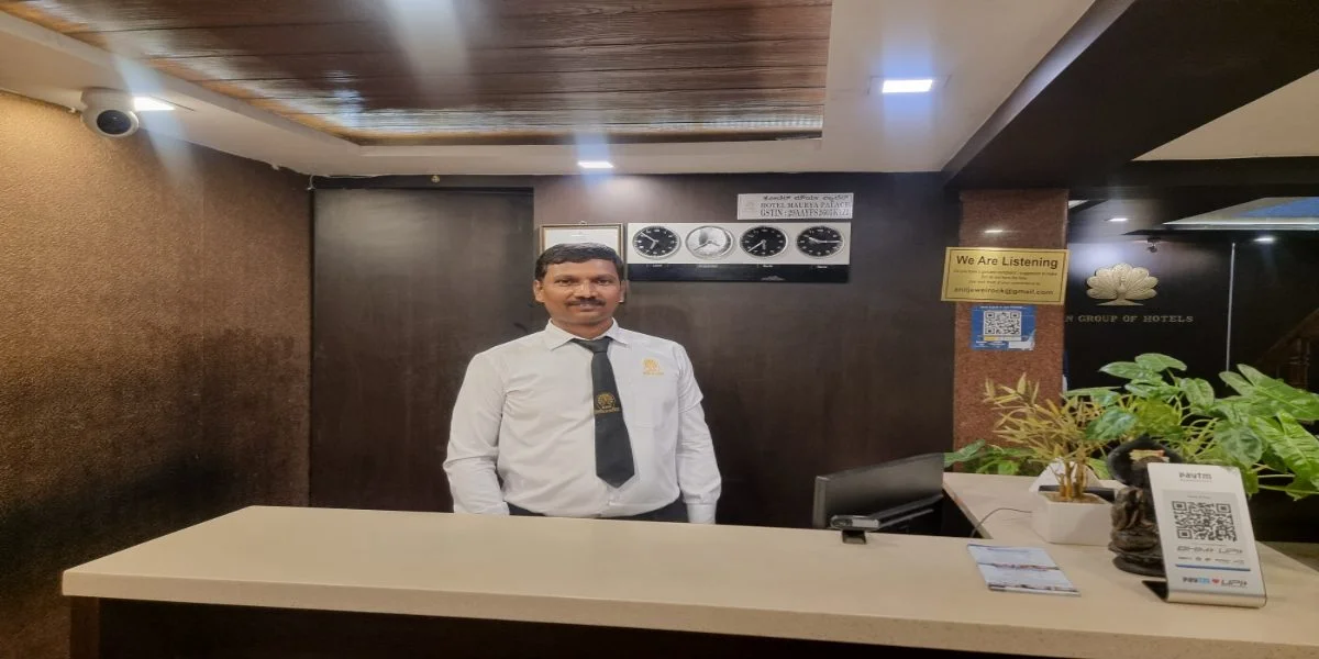 hotel-reception-area-for-affordable-hotel-rooms-in-mysore