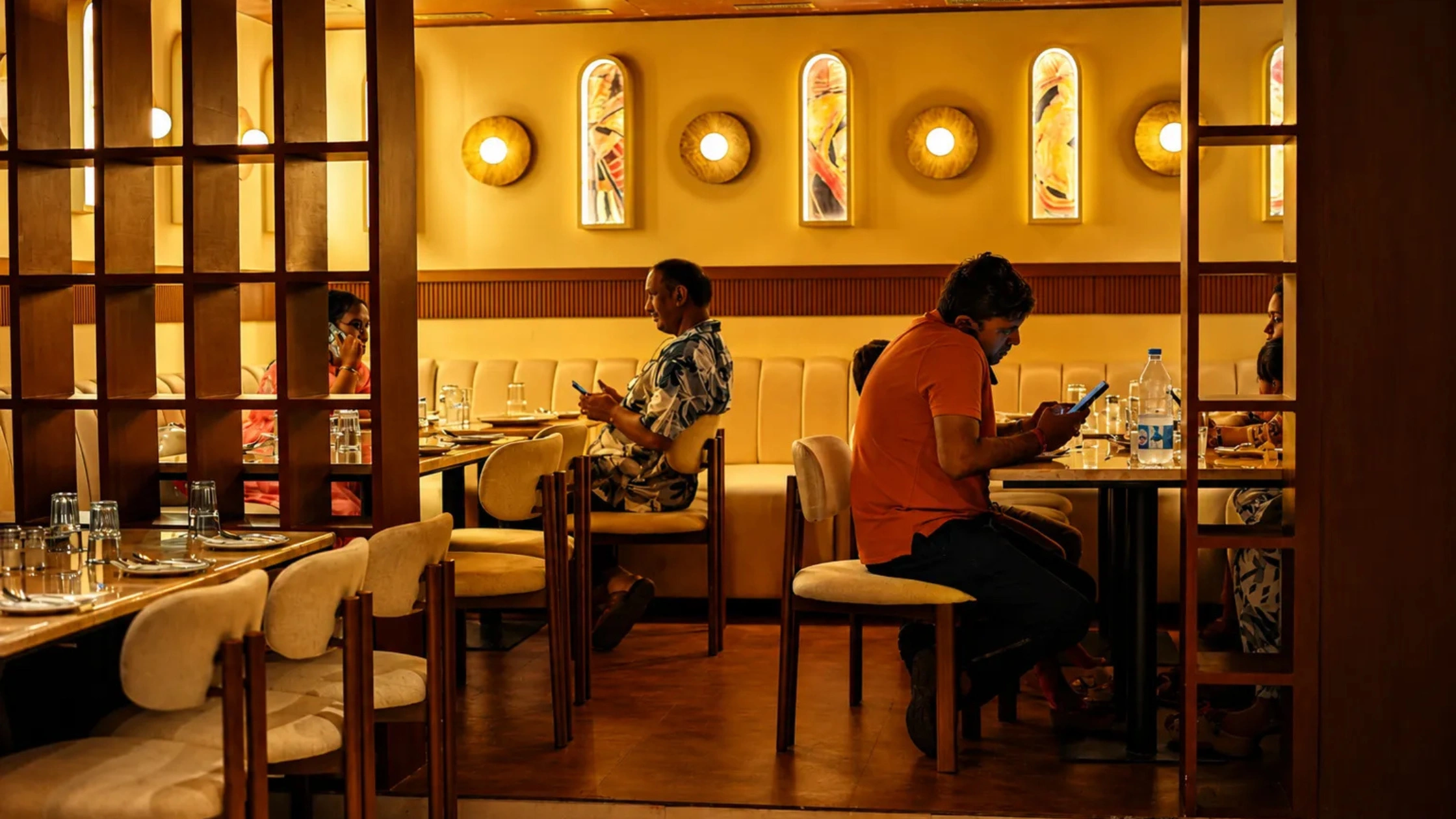 Hotel room amenities to check before booking in Mysore